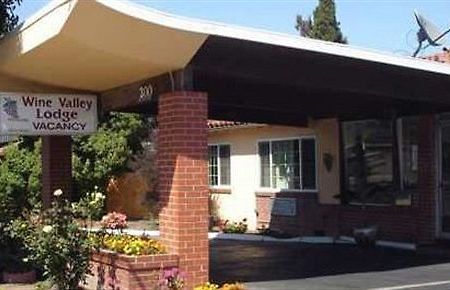 Wine Valley Lodge Napa Exterior photo