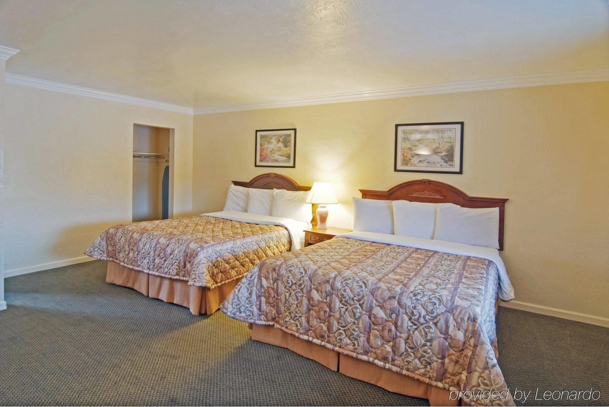 Wine Valley Lodge Napa Room photo